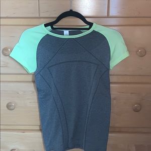 Ivivva short sleeve tee